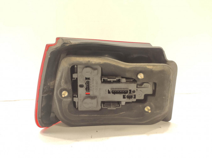 PILOTO TRASERO DERECHO SEAT IBIZA 1999