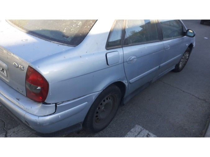 VARIOS  2002