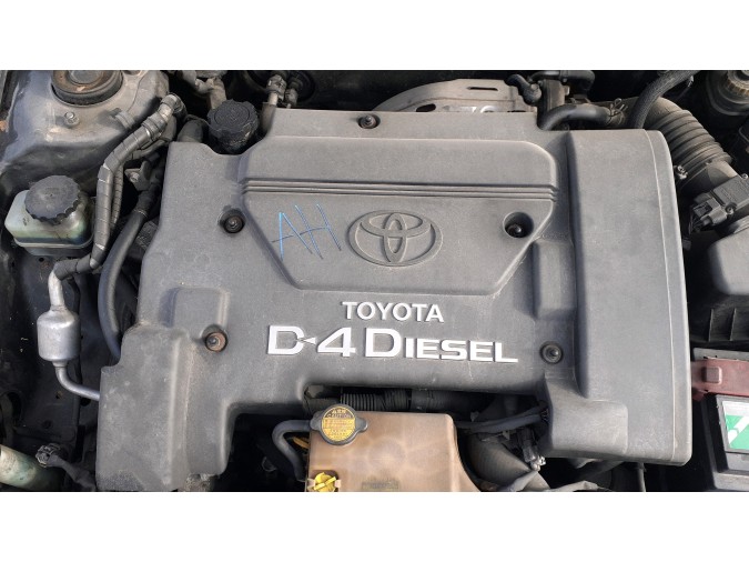 VARIOS TOYOTA AVENSIS 2001