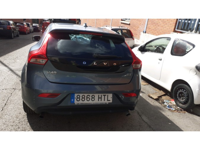 VARIOS VOLVO V40 2013