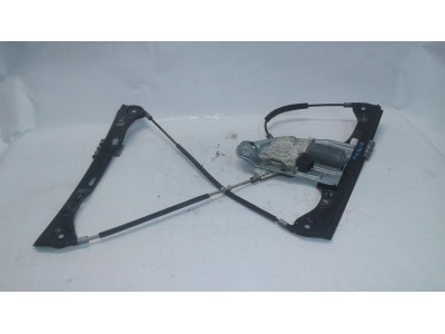 ELEVALUNAS DELANTERO DERECHO MERCEDES C CLASS 2003