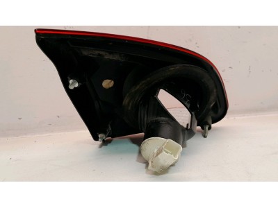 PILOTO TRASERO DERECHO NISSAN QASHQAI 2011