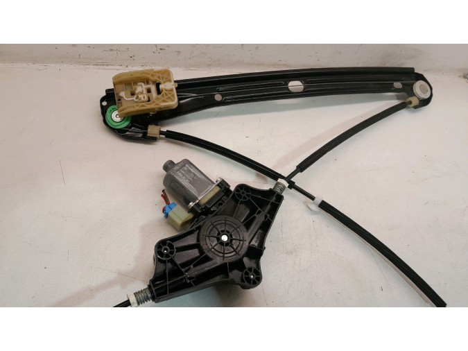 ELEVALUNAS DELANTERO DERECHO VOLKSWAGEN GOLF 2019