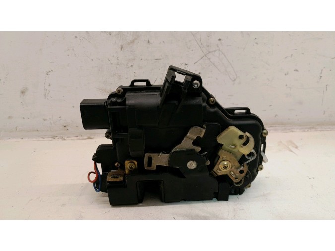 CERRADURA PUERTA DELANTERA IZQUIERDA SEAT LEON 2000