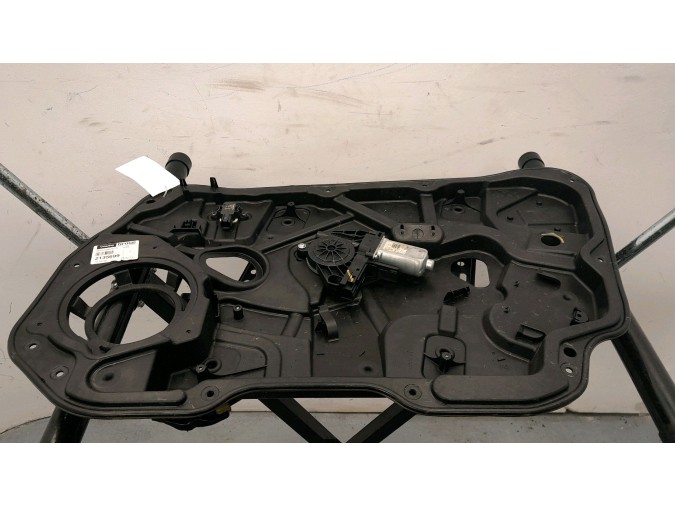 ELEVALUNAS DELANTERO DERECHO VOLVO S60 2011