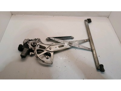 ELEVALUNAS DELANTERO DERECHO TOYOTA PRIUS 2011