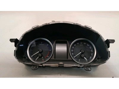 Cuadro instrumentos TOYOTA AURIS 2014