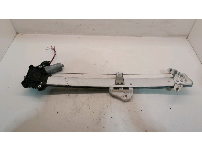 ELEVALUNAS DELANTERO DERECHO HONDA CR-V 2022