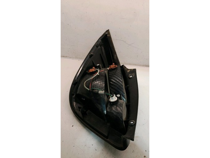 PILOTO TRASERO DERECHO KIA RIO 2007