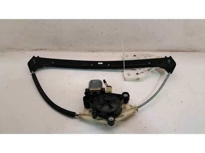 ELEVALUNAS TRASERO DERECHO AUDI A3 2016