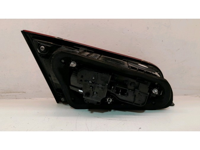 PILOTO TRASERO INTERIOR AUDI A3 2016