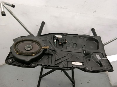 ELEVALUNAS DELANTERO DERECHO MAZDA RX-8 2004