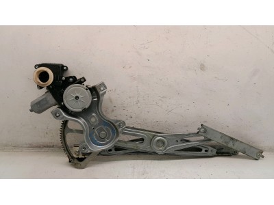 ELEVALUNAS DELANTERO IZQUIERDO TOYOTA AVENSIS 2009