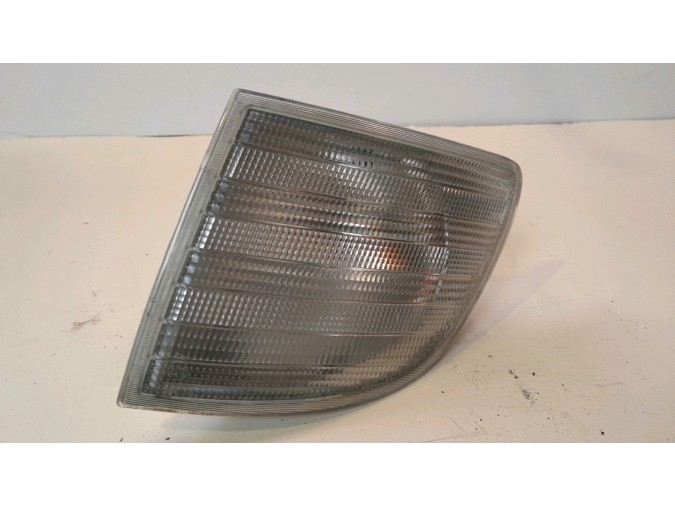 PILOTO INTERMITENTE DELANTERO IZQUIERDO MERCEDES VITO 2003