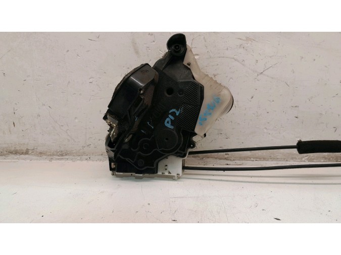 CERRADURA PUERTA DELANTERA DERECHA TOYOTA PRIUS 2012