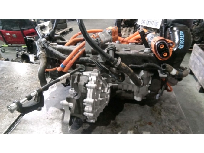 MOTOR CON ACCESORIOS Y CAJA DE CAMBIOS FIAT 500E 2022