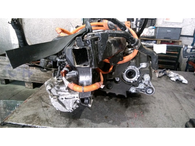 MOTOR CON ACCESORIOS Y CAJA DE CAMBIOS FIAT 500E 2022