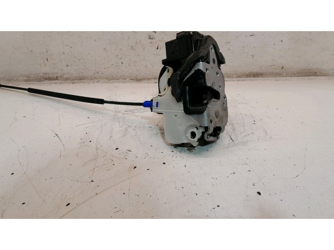 CERRADURA TRASERA DERECHA OPEL ASTRA 2014