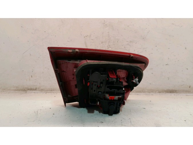 PILOTO TRASERO DERECHO SEAT IBIZA 2013