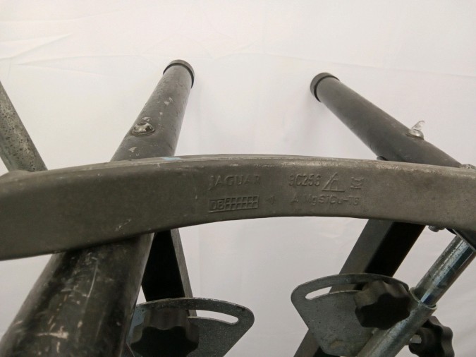 BRAZO SUSPENSION INFERIOR DELANTERO JAGUAR XF 2008