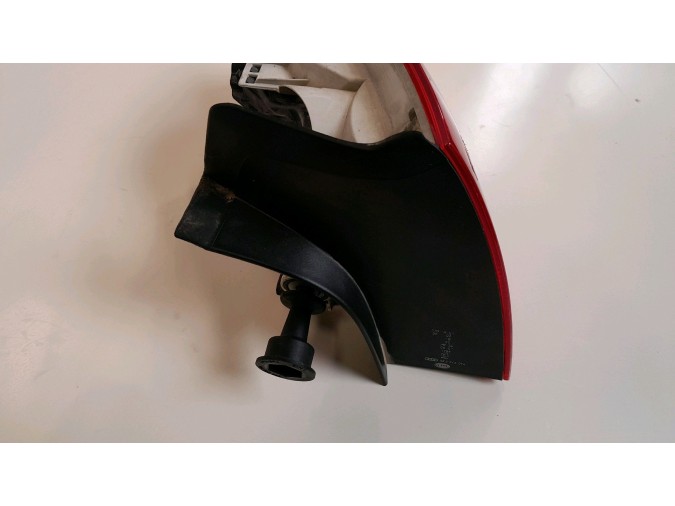 PILOTO TRASERO DERECHO EXTERIOR AUDI A4 2006