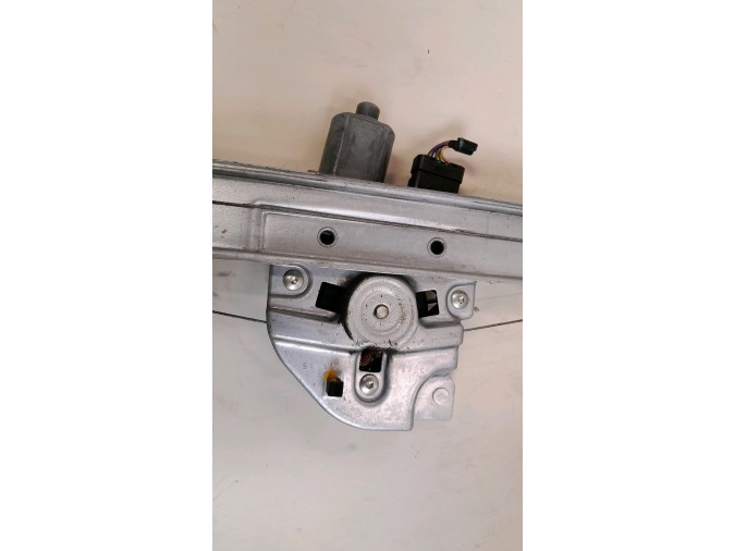 ELEVALUNAS DELANTERO IZQUIERDO PEUGEOT 2008 2015