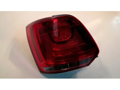 PILOTO TRASERO IZQUIERDO VOLKSWAGEN POLO 2011