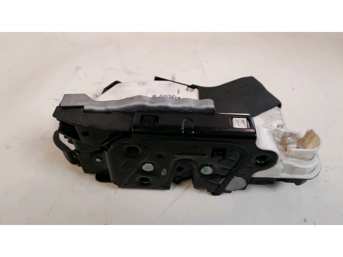 CERRADURA PUERTA DELANTERA IZQUIERDA VOLKSWAGEN POLO 2011