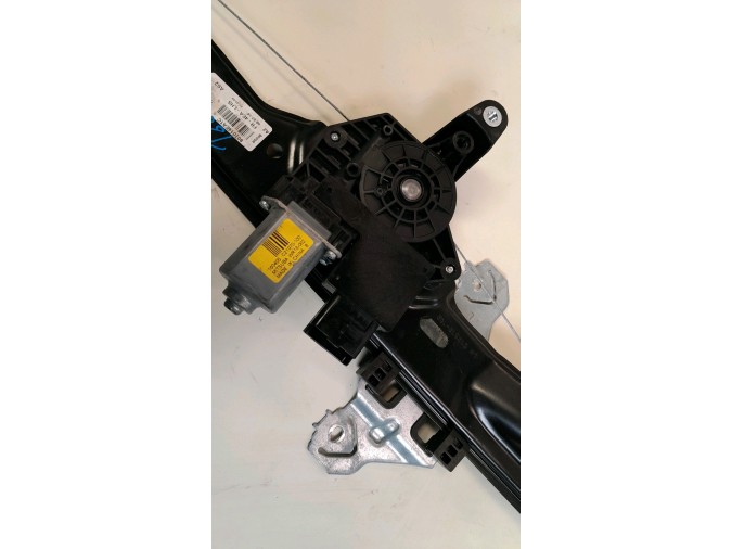ELEVALUNAS DELANTERO IZQUIERDO NISSAN QASHQAI 2016
