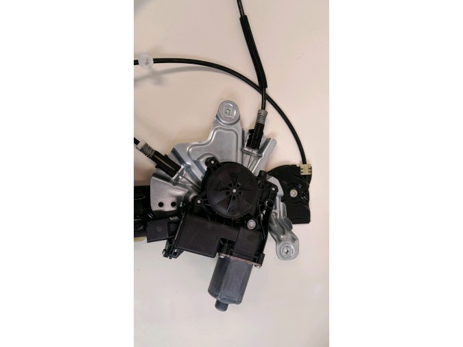 ELEVALUNAS DELANTERO IZQUIERDO OPEL INSIGNIA 2014