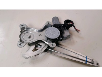 ELEVALUNAS TRASERO DERECHO LEXUS IS 200D 2011