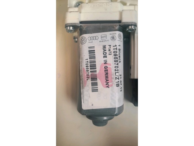 ELEVALUNAS DELANTERO DERECHO SEAT LEON 2007