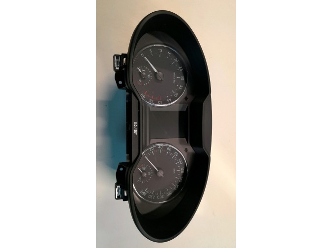 Cuadro instrumentos SKODA OCTAVIA 2016