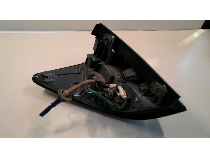 PILOTO TRASERO DERECHO HONDA HR-V 2016