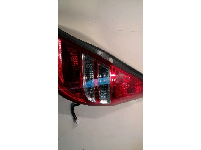 PILOTO TRASERO DERECHO HYUNDAI I30 2007