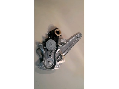 ELEVALUNAS TRASERO IZQUIERDO TOYOTA AURIS 2016