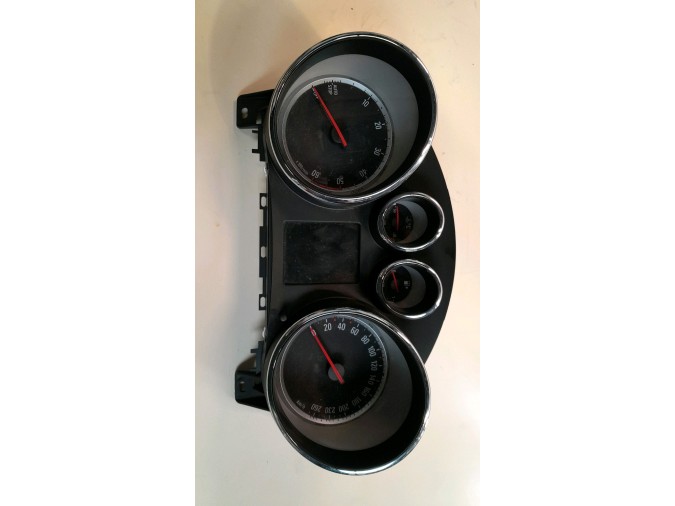 CUADRO INSTRUMENTOS OPEL ASTRA 2013