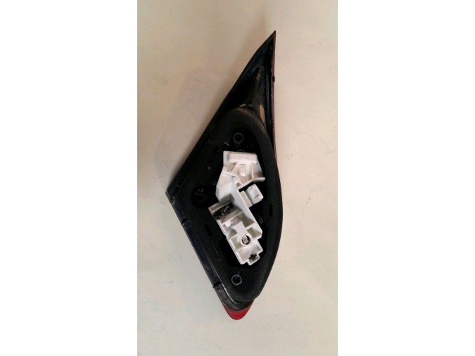 PILOTO TRASERO INTERIOR OPEL ASTRA 2010