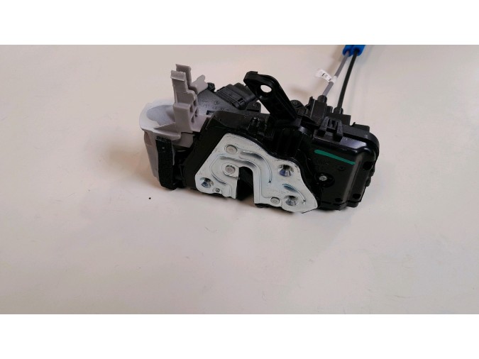 CERRADURA PUERTA DELANTERA DERECHA HYUNDAI KONA 2020