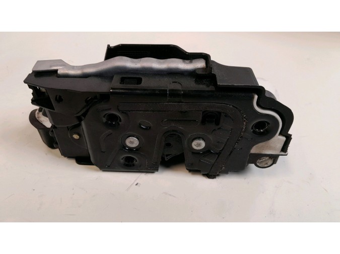 CERRADURA PUERTA TRASERA IZQUIERDA VOLKSWAGEN GOLF 2011