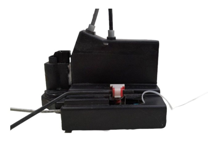 CERRADURA PUERTA DELANTERA DERECHA SSANGYONG KYRON 2010