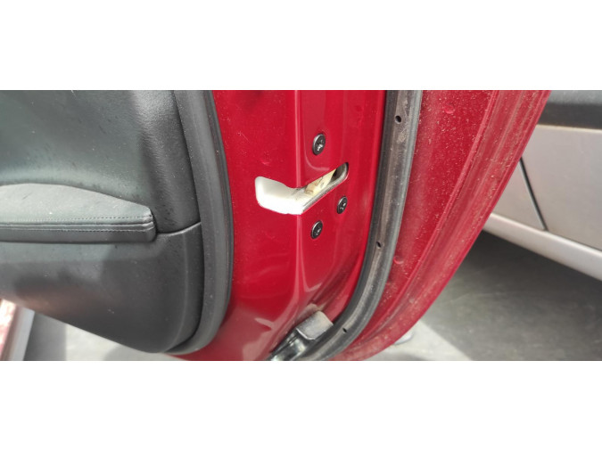 CERRADURA PUERTA DELANTERA DERECHA MAZDA MX5 2017