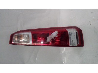 PILOTO TRASERO DERECHO OPEL MERIVA 2005