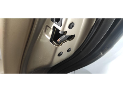 CERRADURA PUERTA TRASERA IZQUIERDA JAGUAR S TYPE 2002