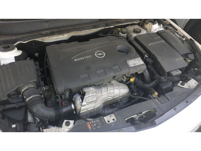 PARAGOLPES TRASERO OPEL INSIGNIA SPORTS TOURER 2011