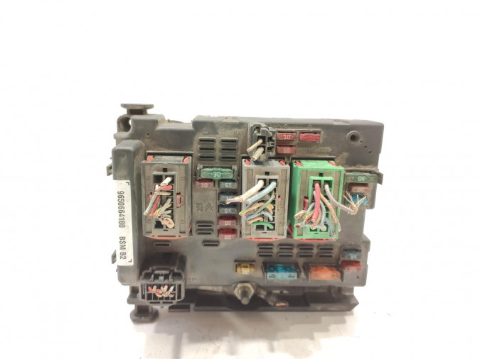 Caja de Fusibles PEUGEOT 307 2004