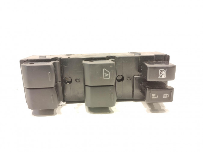 MANDO ELEVALUNAS DELANTERO IZQUIERDO NISSAN NOTE 2015