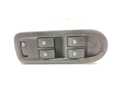 MANDO ELEVALUNAS DELANTERO IZQUIERDO DACIA DUSTER 2007