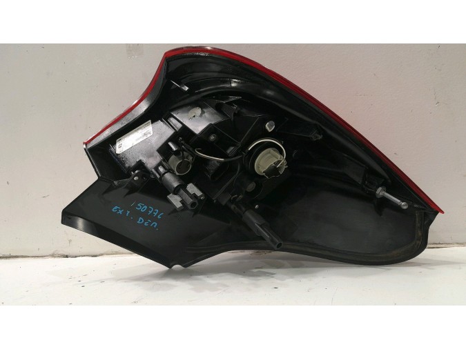 PILOTO TRASERO DERECHO OPEL ASTRA ROJO FUME 2013