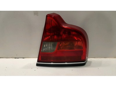 PILOTO TRASERO DERECHO VOLVO S80 2000